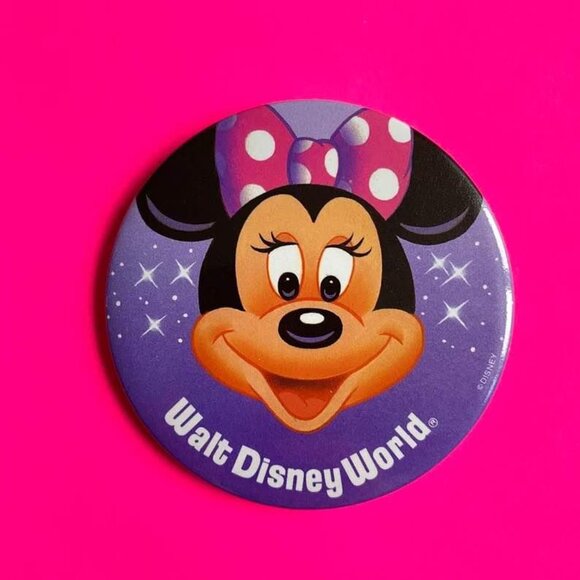 Vintage 1990's Walt Disney World Mickey Minnie Goofy Donald Pinback Buttons - Picture 3 of 6